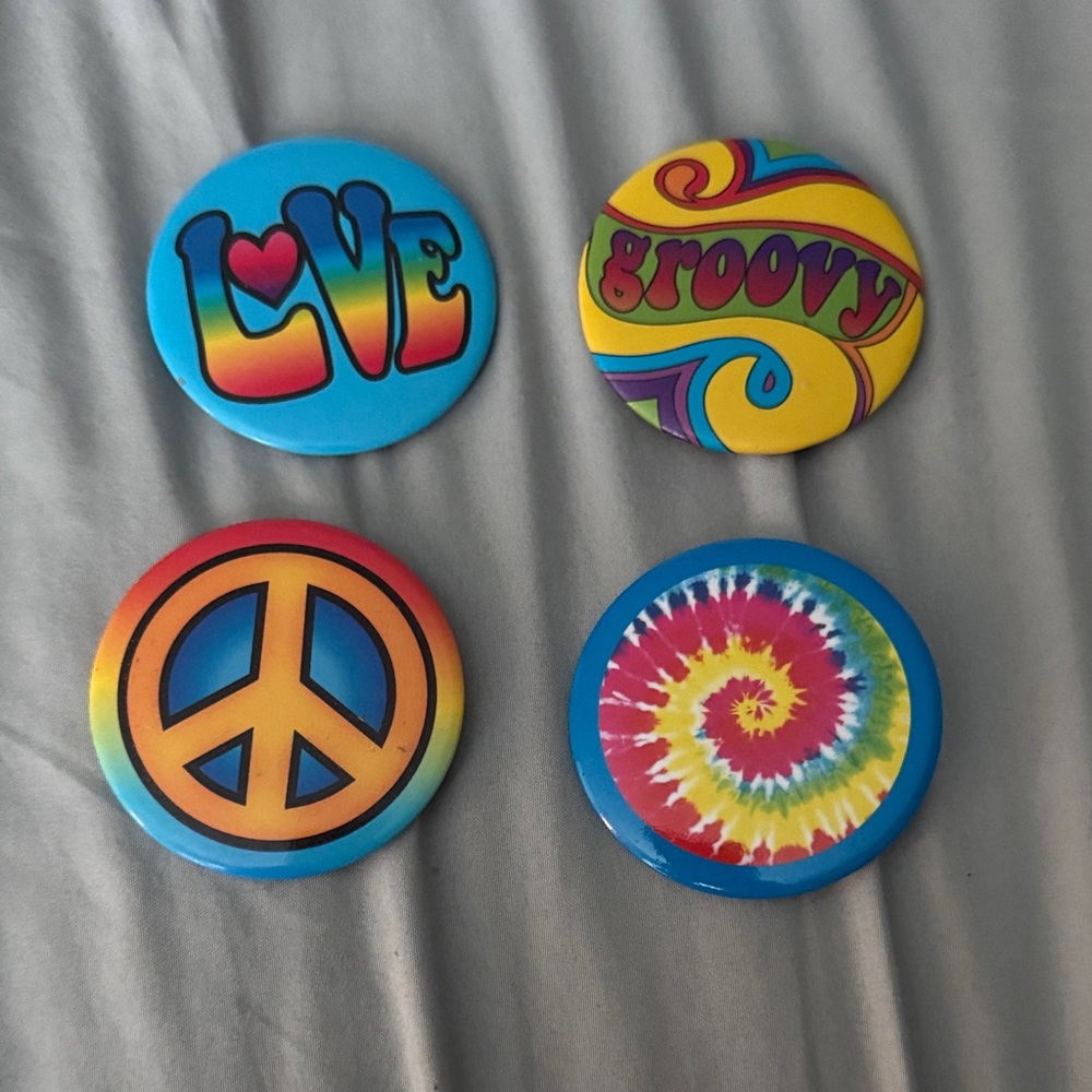 Colorful Retro Button Set